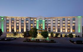Holiday Inn & Suites Montreal Airport By Ihg